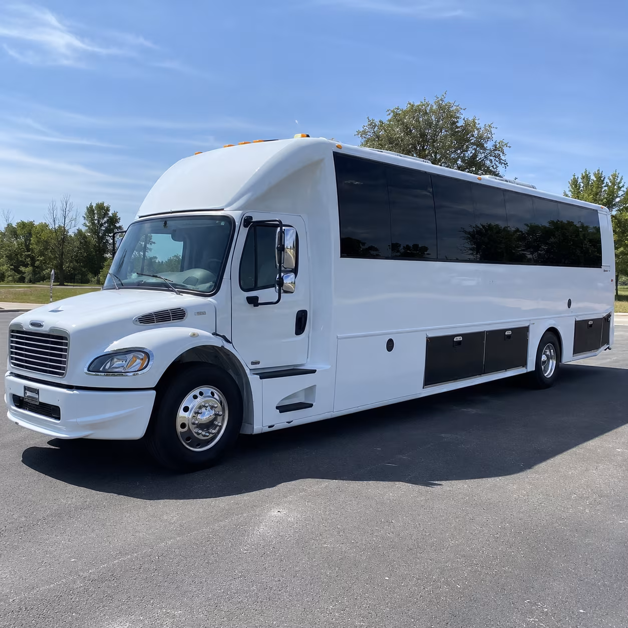 grants pass 40 passenger party bus