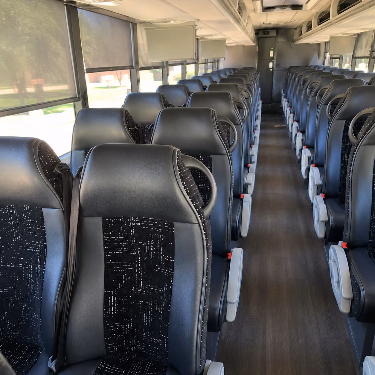 grants pass charter bus rentals to concerts festivals in grants pass