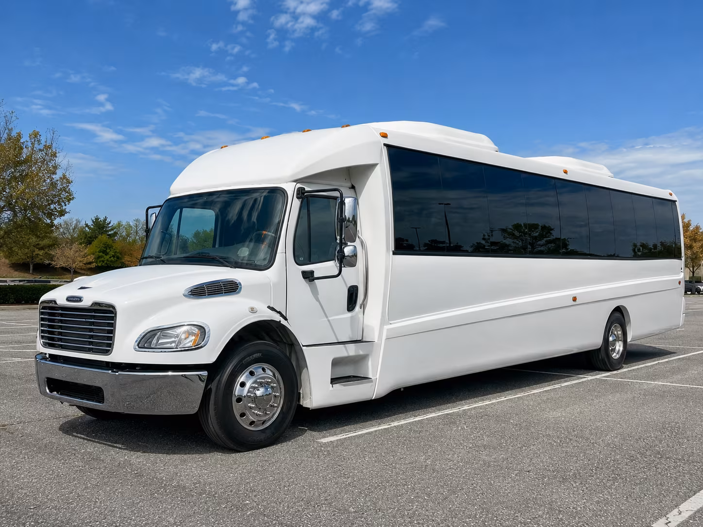 medford 30 passenger party bus