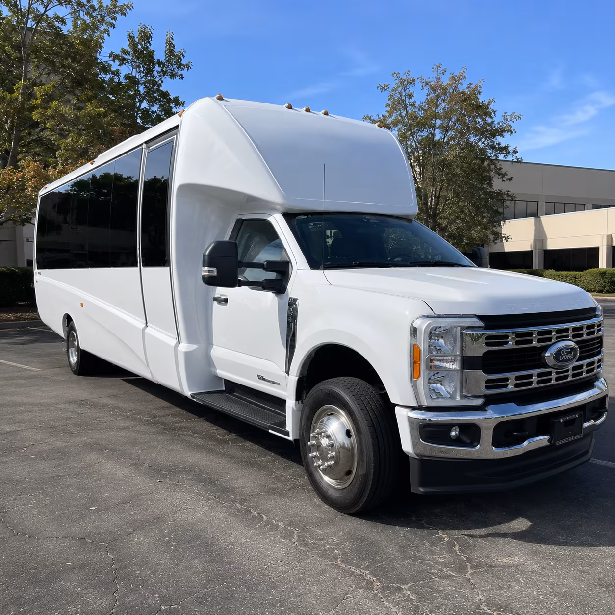medfordcharterbuscompany com makes it possible to pair wine tasting with an ashland visit