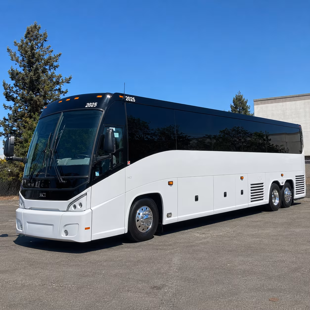 medfordcharterbuscompany com makes white city commuter shuttles simple