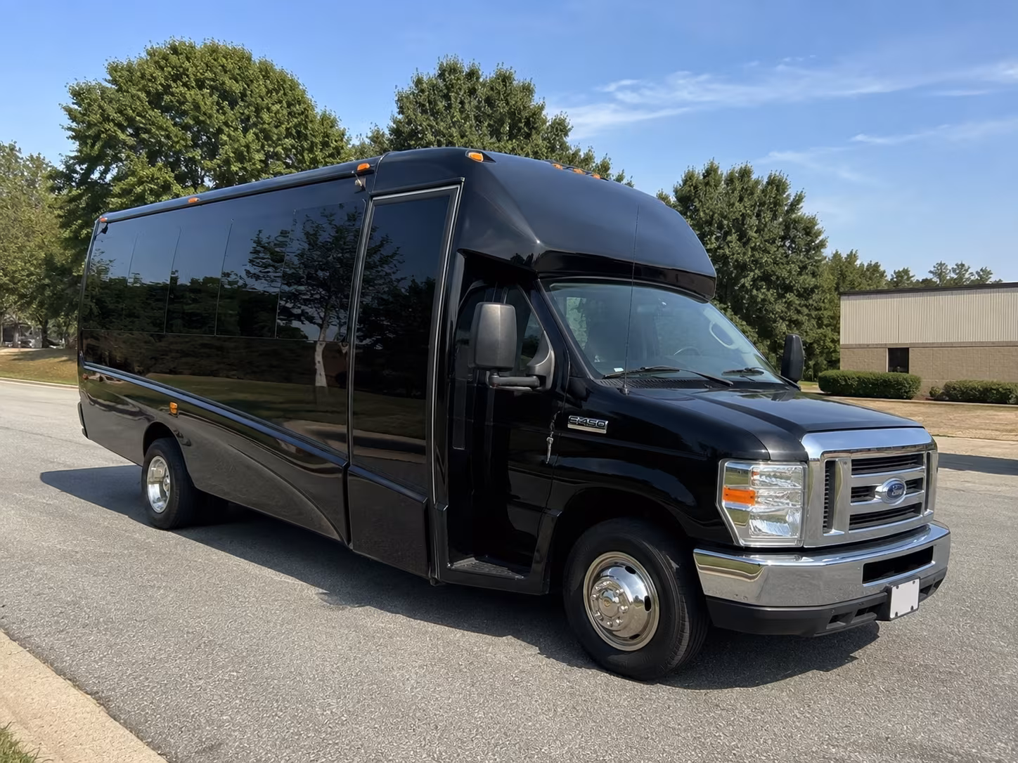 prom transportation from ashland eagle point and every rogue valley city is easy with medfordcharterbuscompany com