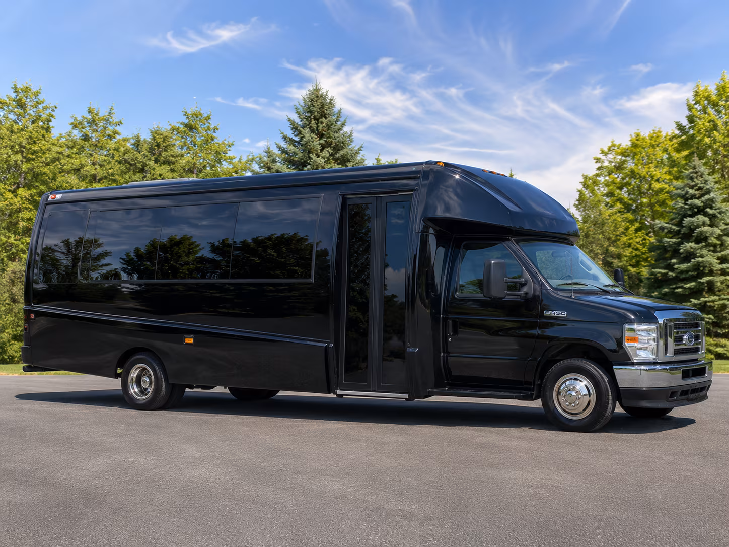 redding private event charter buses for redding groups